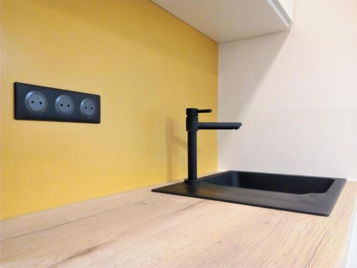 Le Petit Studio - 15 M2 - Centre Ville - Sorgue A 50 M LʼIsle-sur-la-Sorgue Exteriér fotografie